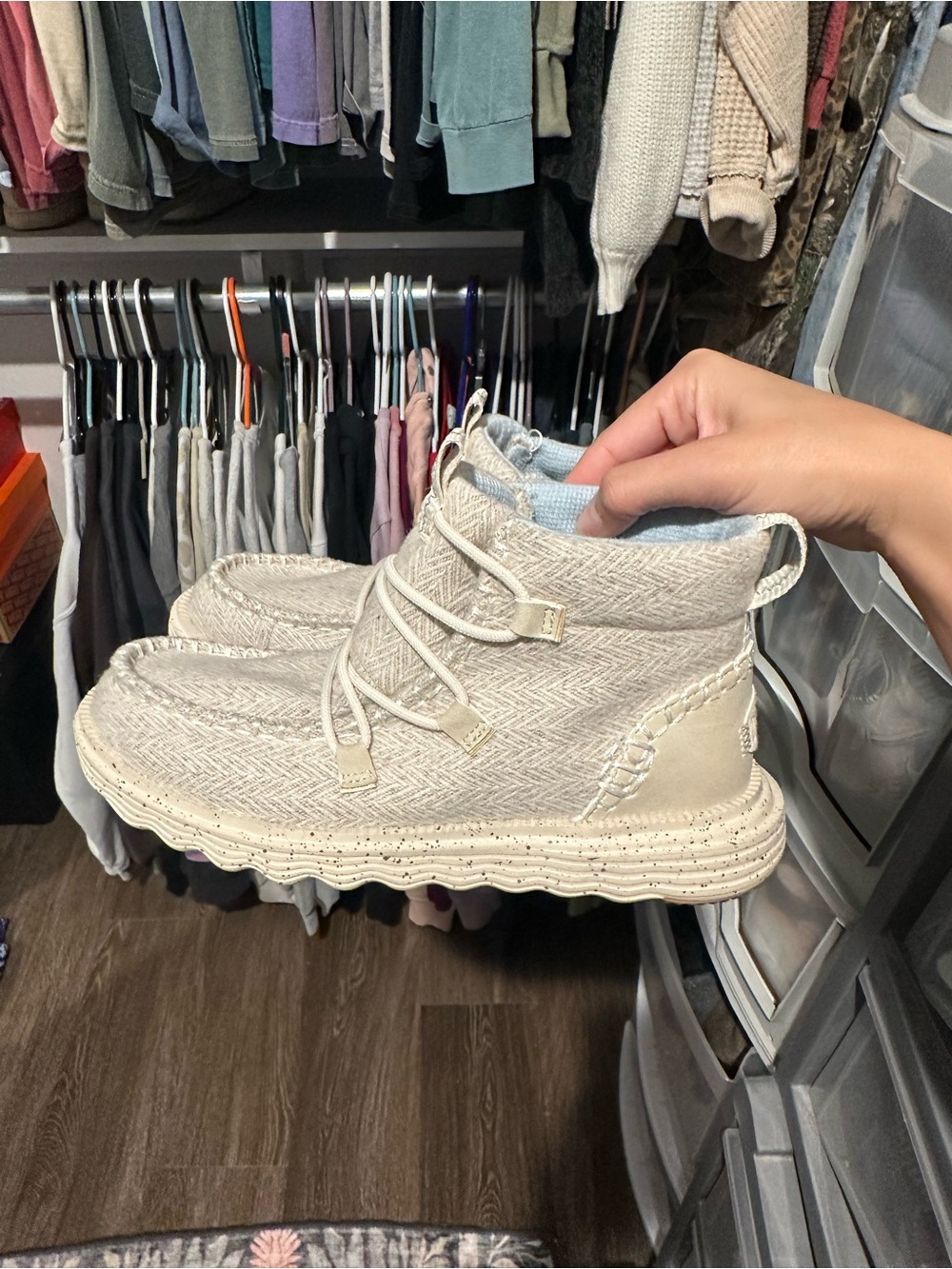 Hey dude shoes
